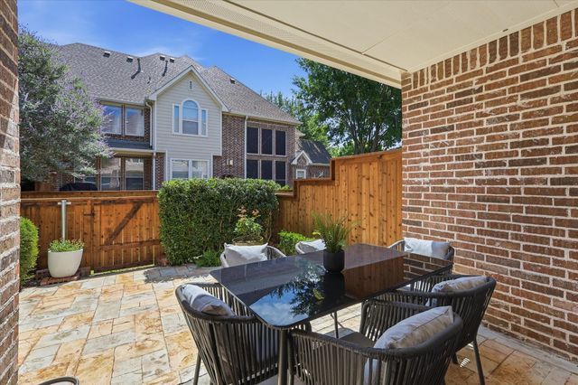 2957 Florence Drive, Lewisville, TX 75067