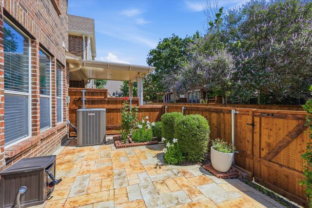 2957 Florence Drive, Lewisville, TX 75067