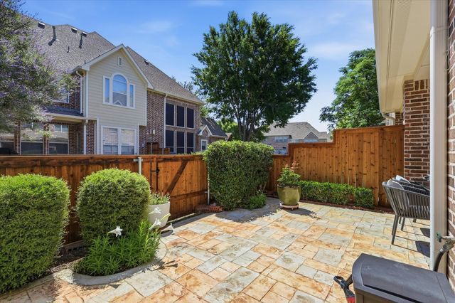 2957 Florence Drive, Lewisville, TX 75067