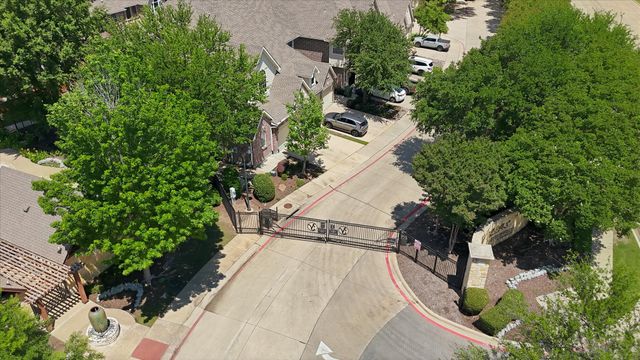 2957 Florence Drive, Lewisville, TX 75067