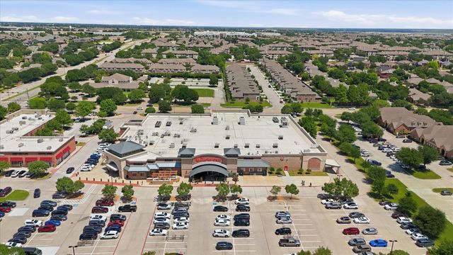 2957 Florence Drive, Lewisville, TX 75067