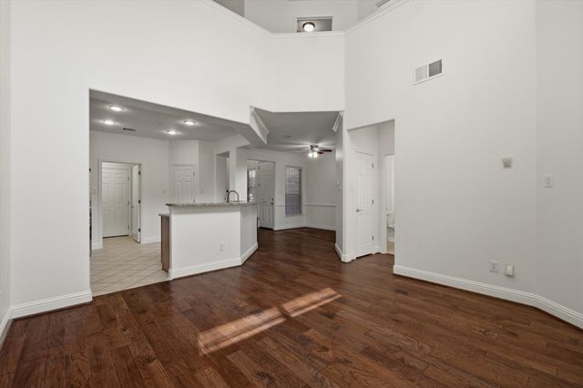 2957 Florence Drive, Lewisville, TX 75067