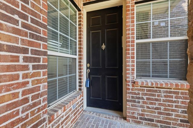 2957 Florence Drive, Lewisville, TX 75067