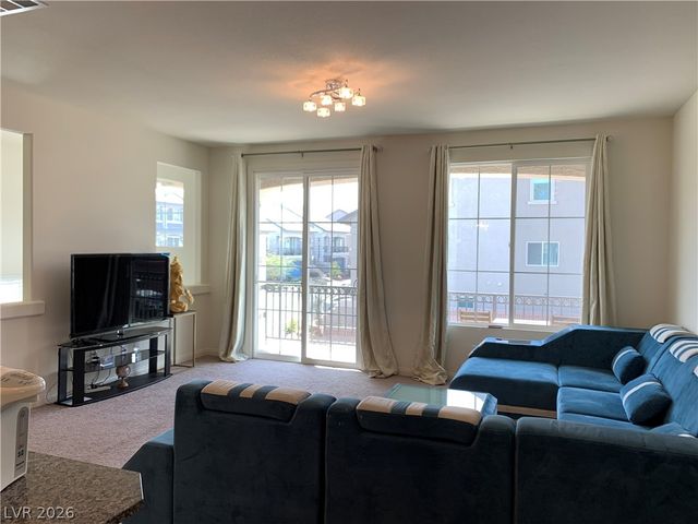 6320 Pear Valley Lane, Las Vegas, NV 89118