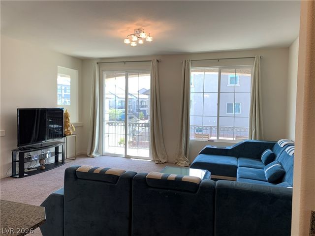 6320 Pear Valley Lane, Las Vegas, NV 89118