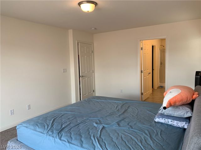 6320 Pear Valley Lane, Las Vegas, NV 89118