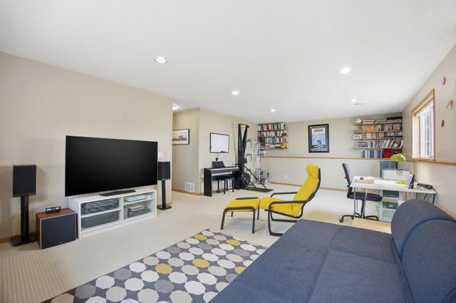 3534 42nd Avenue S, Fargo, ND 58104