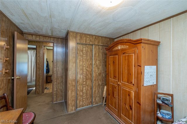 4 Overland Drive, Olmsted Twp, OH 44138