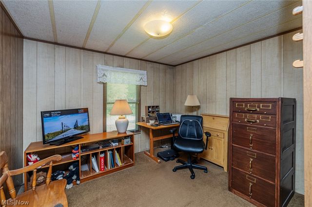 4 Overland Drive, Olmsted Twp, OH 44138