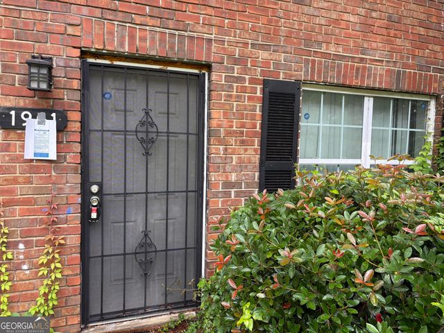 1961 Whitehall Forest Court SE, Atlanta, GA 30316