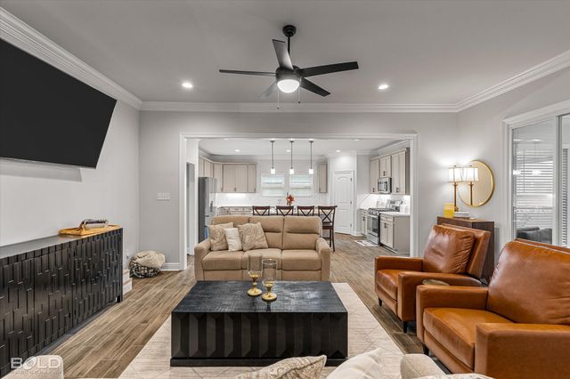 407 Blanchard Loop, Bossier City, LA 71111