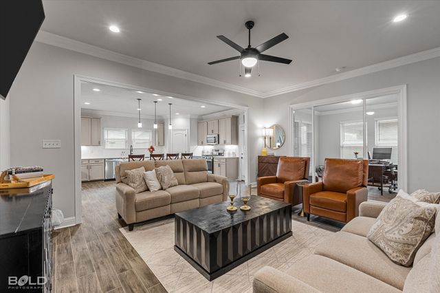 407 Blanchard Loop, Bossier City, LA 71111