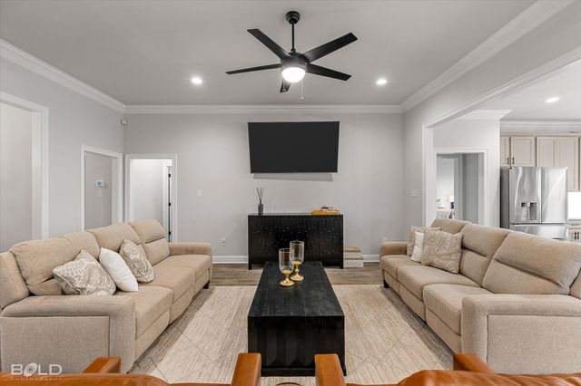 407 Blanchard Loop, Bossier City, LA 71111