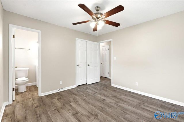 201 Larkwood Drive SW, Decatur, AL 35601