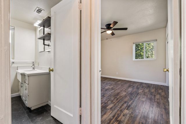 2404 Bristol Ave, Stockton, CA 95204