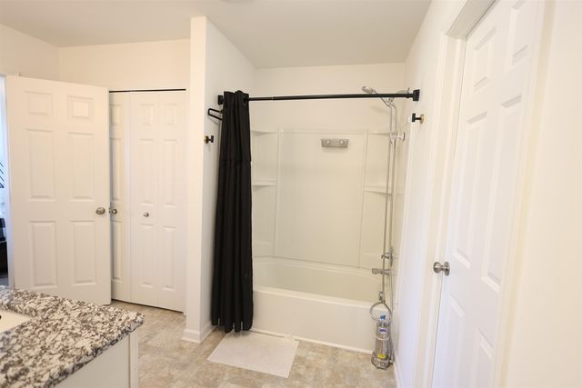 41261 Snowdon Drive, Clinton Twp, MI 48038