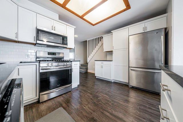 563 Rock St & 152 Maple St, Ashland, OR 97520