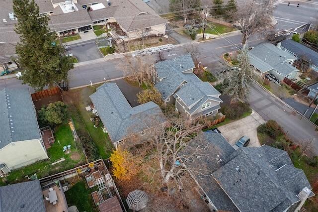 563 Rock St & 152 Maple St, Ashland, OR 97520