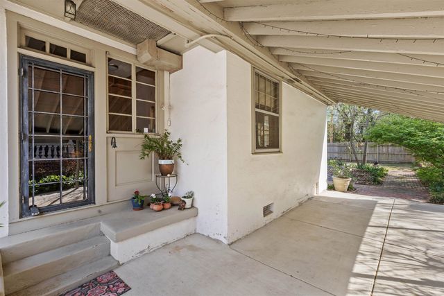 1807 FOREST AVE, Memphis, TN 38112