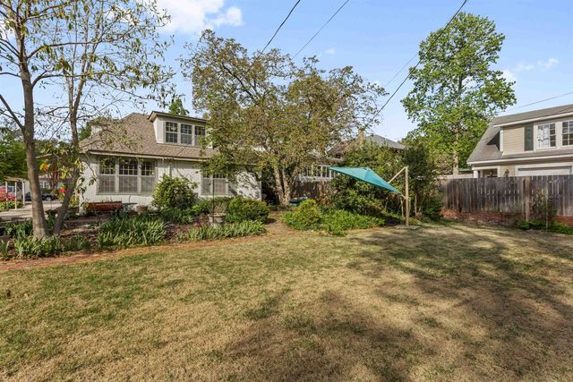 1807 FOREST AVE, Memphis, TN 38112