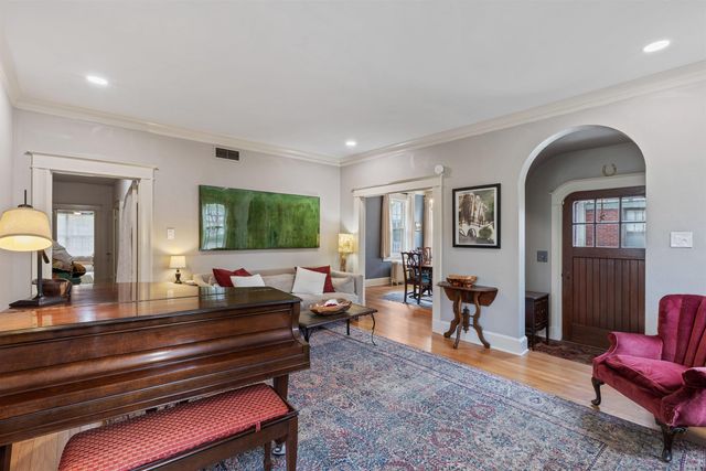 1807 FOREST AVE, Memphis, TN 38112