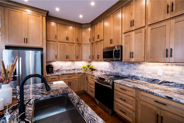 141 Idle Place Circle, Rossville, GA 30741