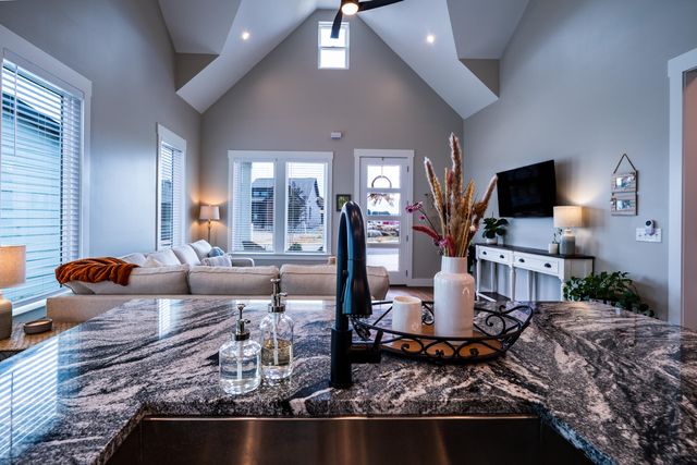 141 Idle Place Circle, Rossville, GA 30741