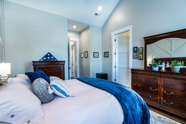 141 Idle Place Circle, Rossville, GA 30741