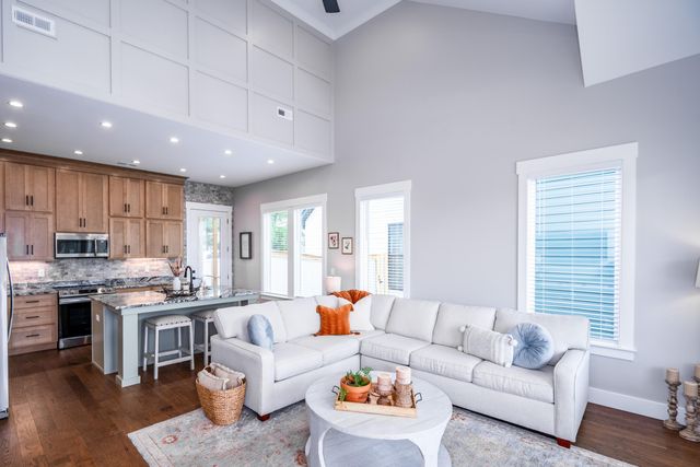 141 Idle Place Circle, Rossville, GA 30741