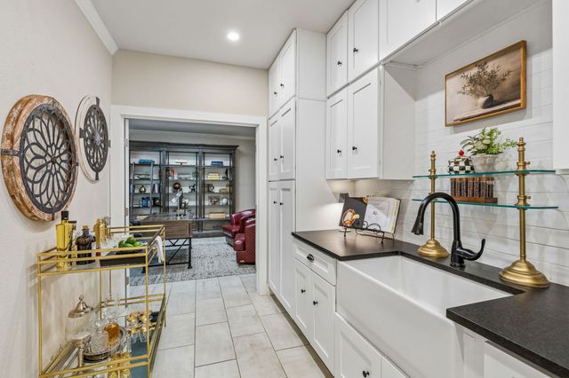 9631 Hilldale Drive, Dallas, TX 75231