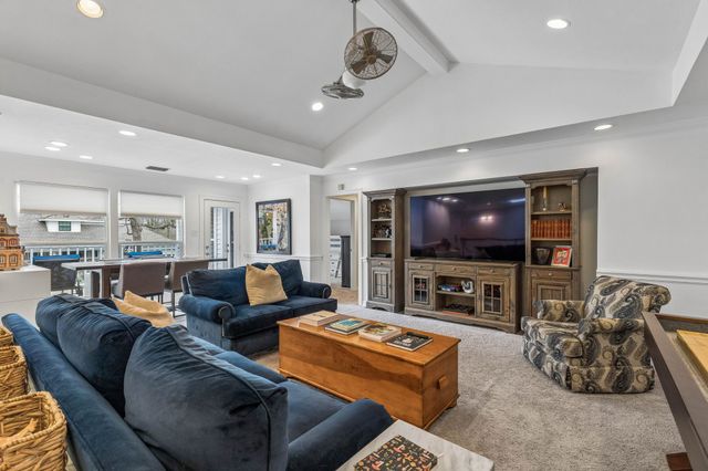 9631 Hilldale Drive, Dallas, TX 75231