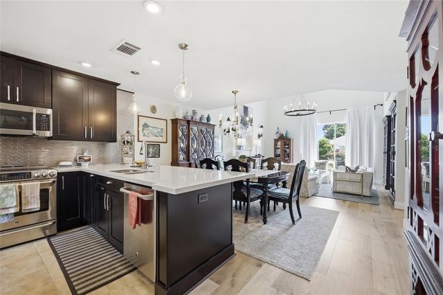2909 SOMERSWORTH COURT, Orlando, FL 32835