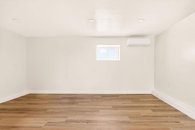 4768 74 Bancroft St, San Diego, CA 92116