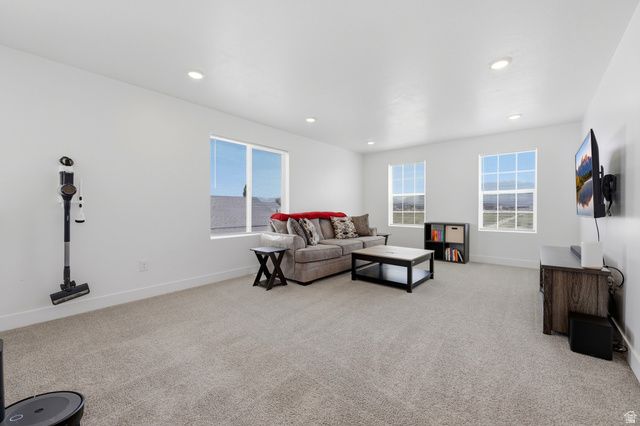 2978 S SHORELINE DR, Syracuse, UT 84075