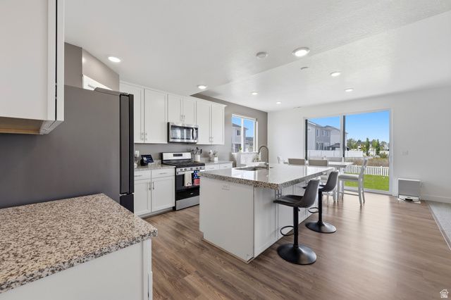2978 S SHORELINE DR, Syracuse, UT 84075