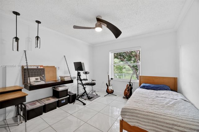 685 SW 198th Terrace, Pembroke Pines, FL 33029