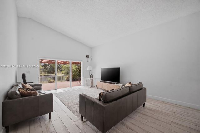 685 SW 198th Terrace, Pembroke Pines, FL 33029
