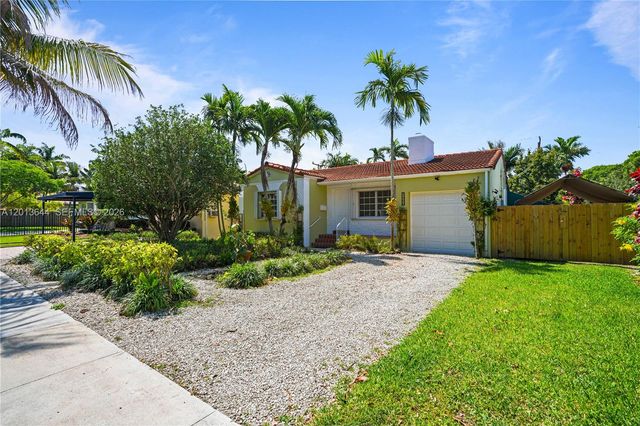 2460 SW 24th St, Miami, FL 33145