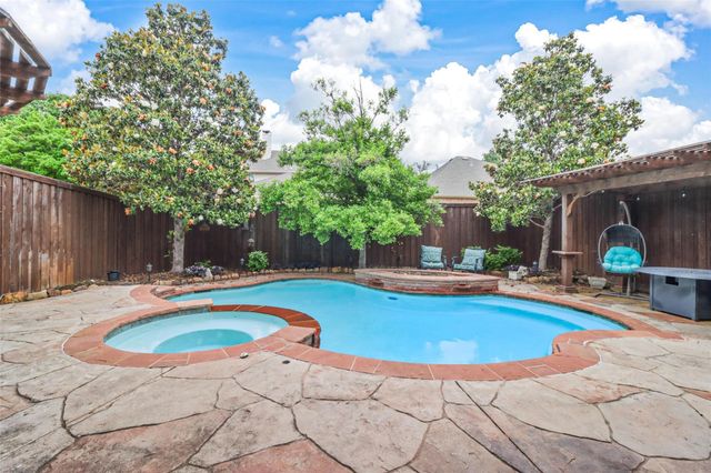 4313 Oak Knoll Drive, Plano, TX 75093
