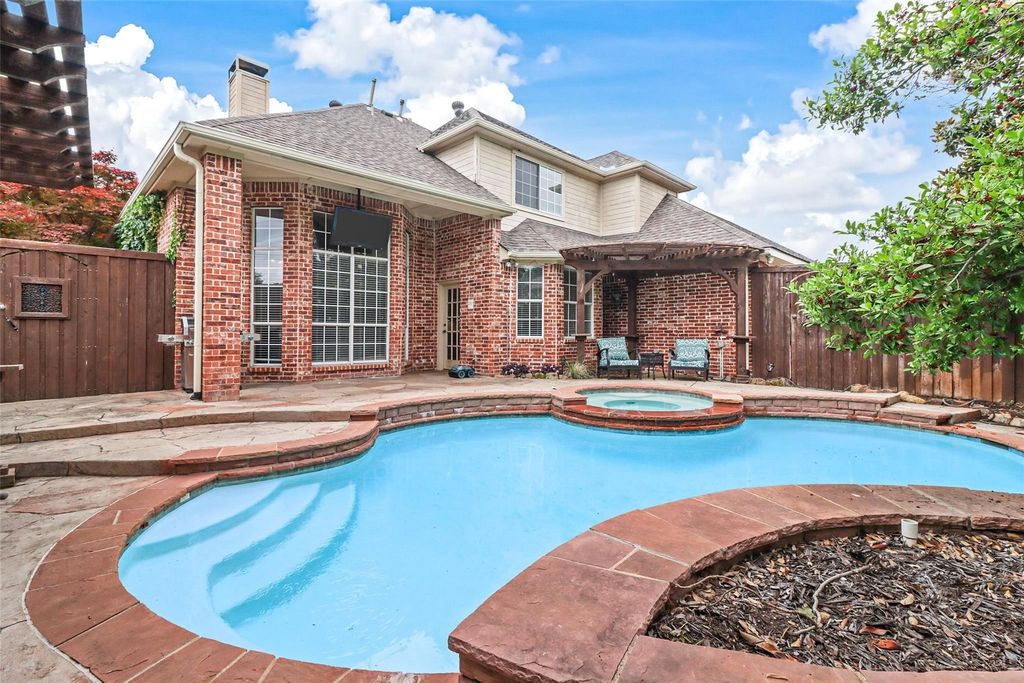 4313 Oak Knoll Drive, Plano, TX 75093