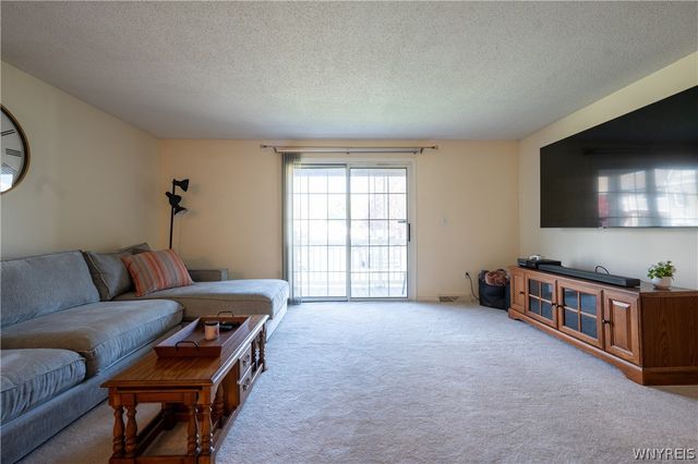 400 West Avenue L3, West Seneca, NY 14224