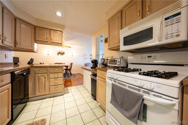 400 West Avenue L3, West Seneca, NY 14224