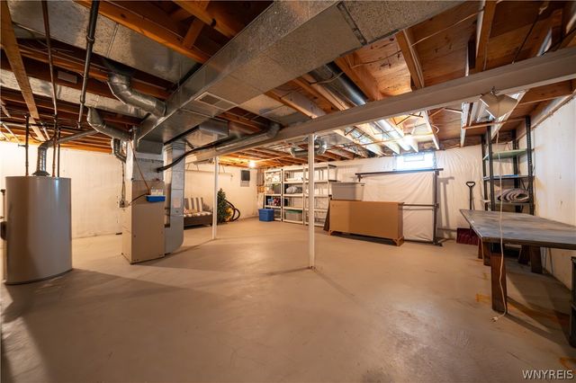 400 West Avenue L3, West Seneca, NY 14224