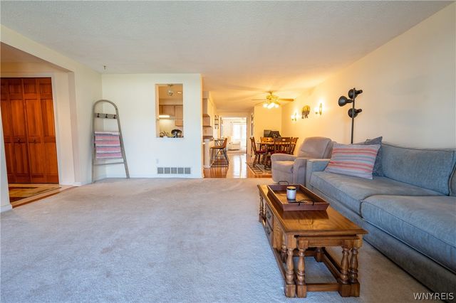 400 West Avenue L3, West Seneca, NY 14224