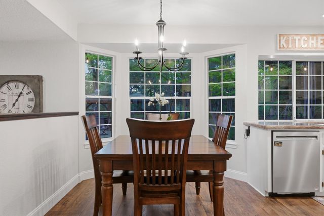 5833 Mareta Ln, Loomis, CA 95650