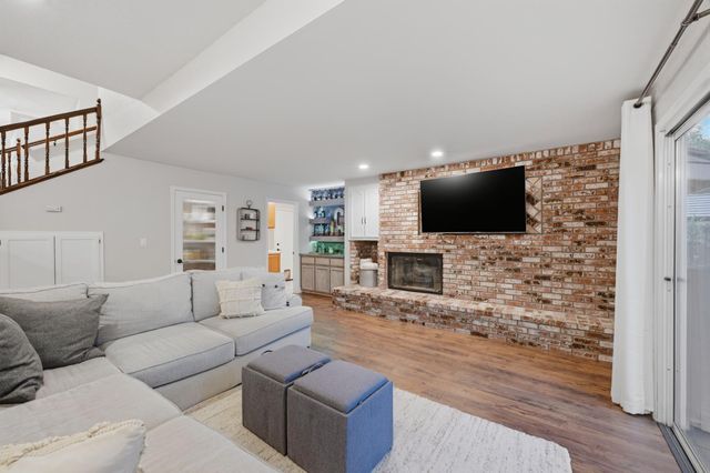 5833 Mareta Ln, Loomis, CA 95650