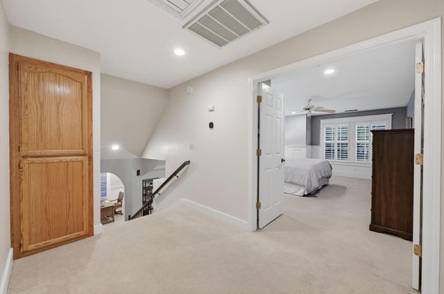 5833 Mareta Ln, Loomis, CA 95650