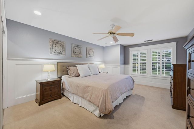 5833 Mareta Ln, Loomis, CA 95650