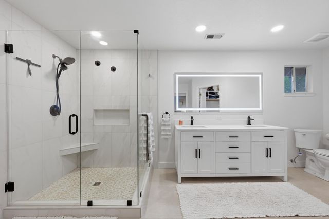 5833 Mareta Ln, Loomis, CA 95650