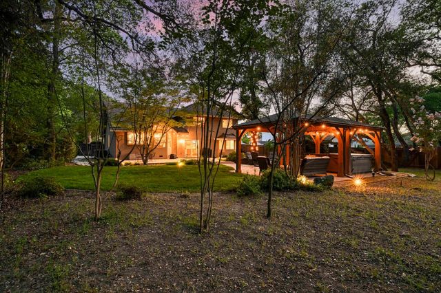 5833 Mareta Ln, Loomis, CA 95650